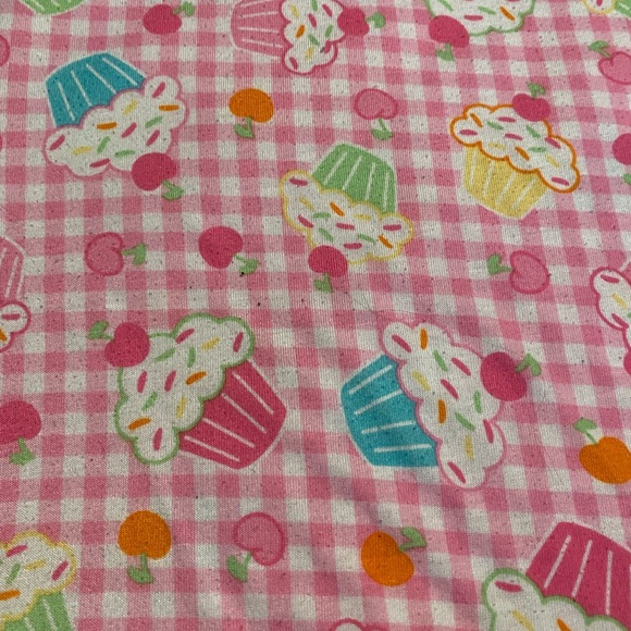 Cupcakes and cherries nightgown - Picture 3 of 5